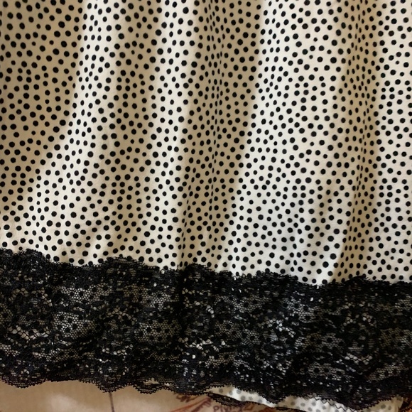 🎁 2X Sexy Soft Pajama Shorts 🎁 - Picture 3 of 4